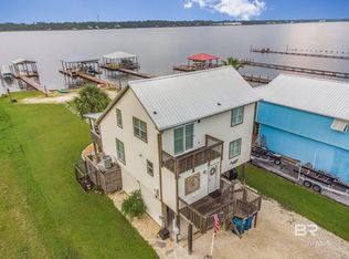 1044 W Lagoon Ave, Gulf Shores, AL 36542