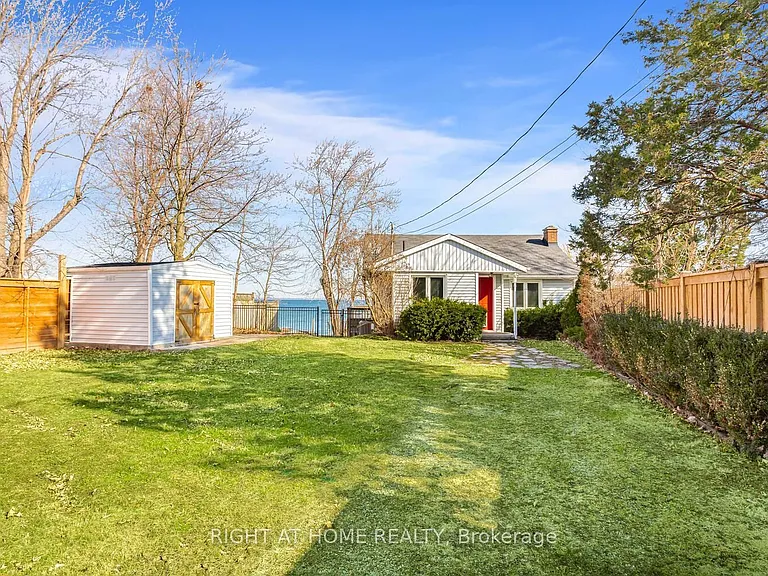 18 1/2 Lakeshore Dr — Photo 37