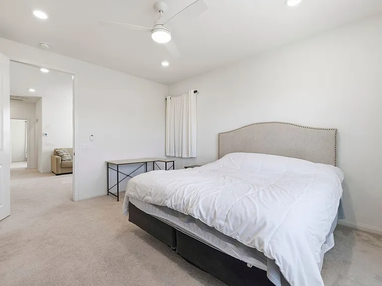 22760 Harmony Dr — Photo 32