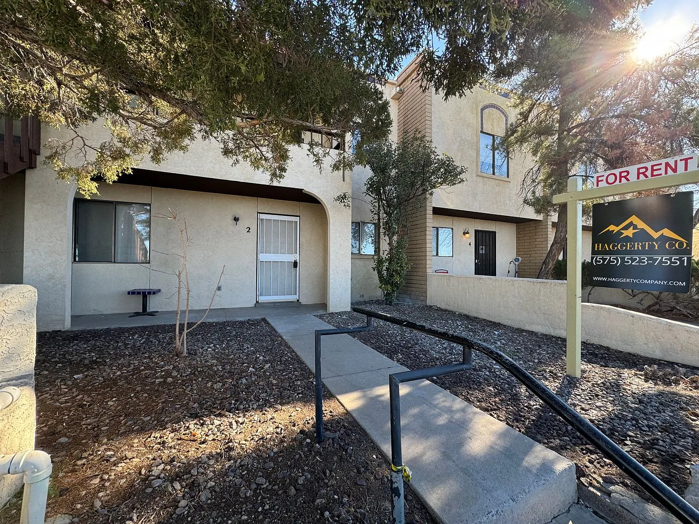 2 Bedroom Apartment! — Photo 1