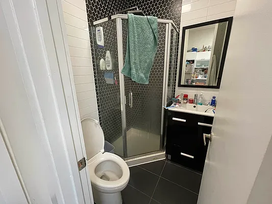 Rented by Yup Realty LLC | media 19