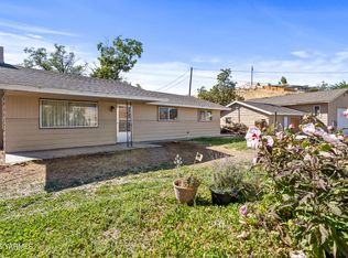 240 Tibbling Rd, Selah, WA 98942