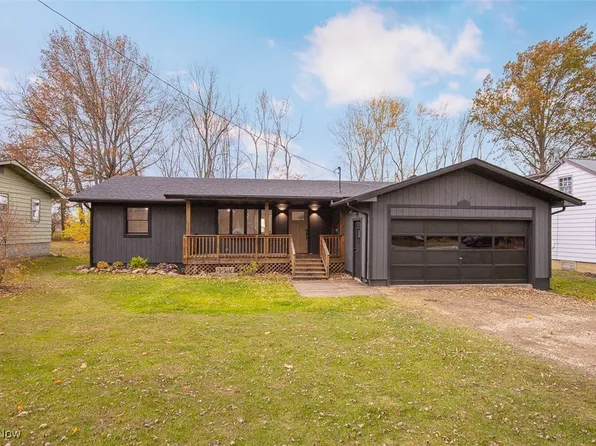 5540 Virginia Dr, Amherst, OH 44001