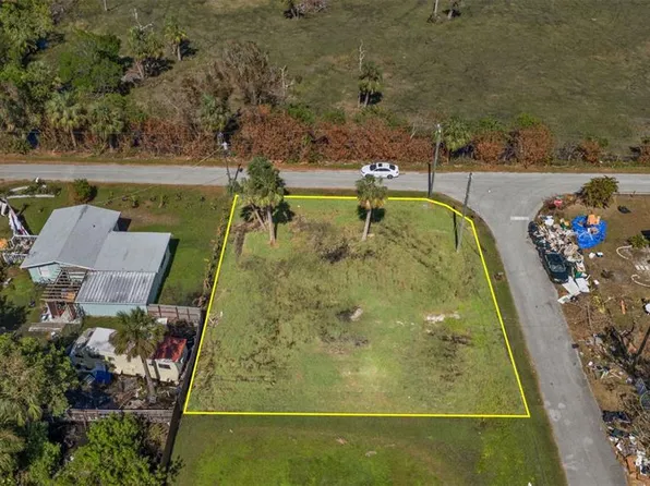 2601 Lee St #12, Punta Gorda, FL 33950