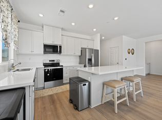 19355 Seeding Palace Cir, Riverside, CA 92507