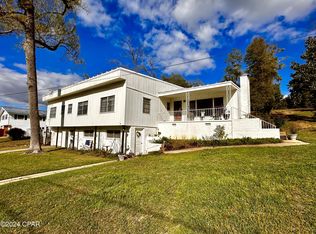 2962 Dogwood St, Marianna, FL 32446