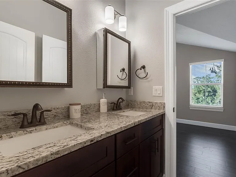 12752 S Lake Sawyer Ln — Photo 13