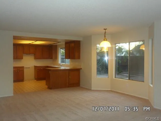12073 Drury Ln — Photo 4