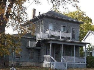 1634 Taylor Ave, Racine, WI 53403