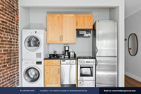 Rented by The Blueground | media 23