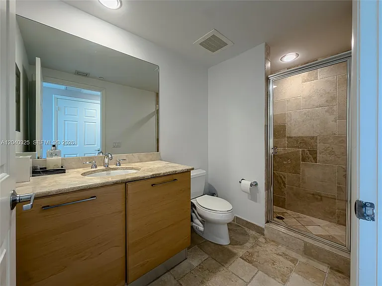 1819 SE 17th St #711 — Photo 16