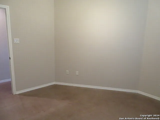 734 Saengerhalle Rd — Photo 7
