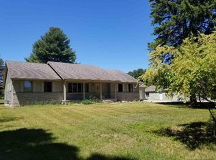 2800 S Lakeshore Rd, Applegate, MI 48401