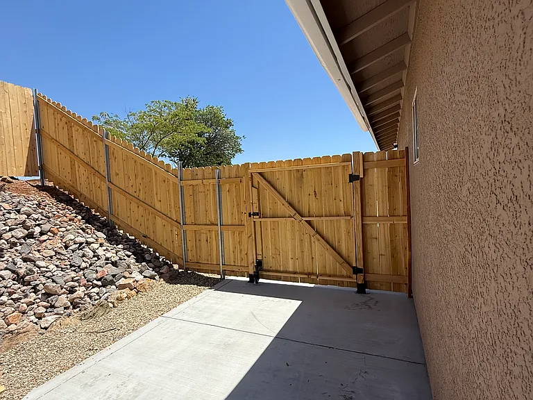2512 S Rio Verde Dr — Photo 28