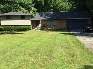 3278 Ponderosa Dr, Columbus, OH 43204