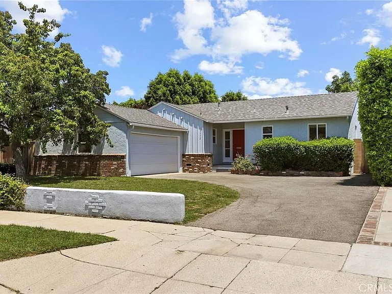 6452 Hanna Ave — Photo 2