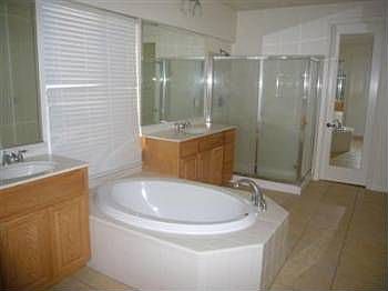 2nd image of 1528 Dusty Miller Ln
