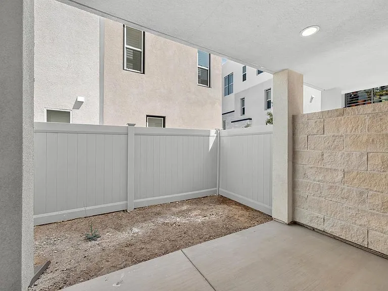 14621 Dunleer Way — Photo 27