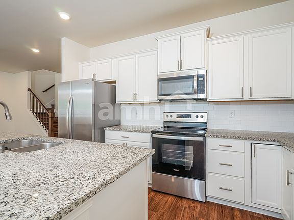 4th image of 1455 92nd Way SE