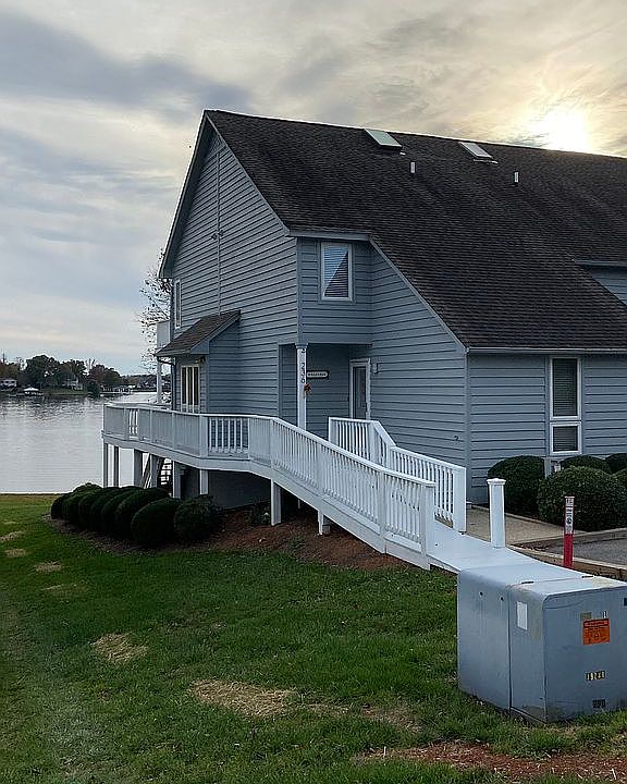 1st image of 236 Blarney Stone Ct