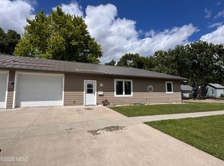 525 6th Ave SE, Watertown, SD 57201