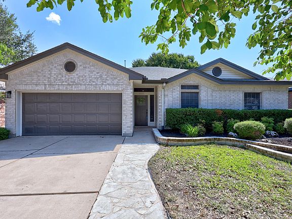 4th image of 2322 Loquat Ln