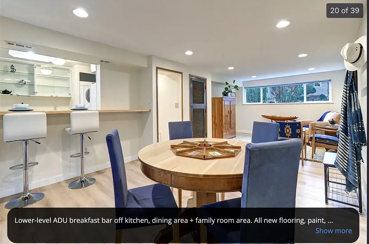 Main living/dining area - 12128 95th Pl NE