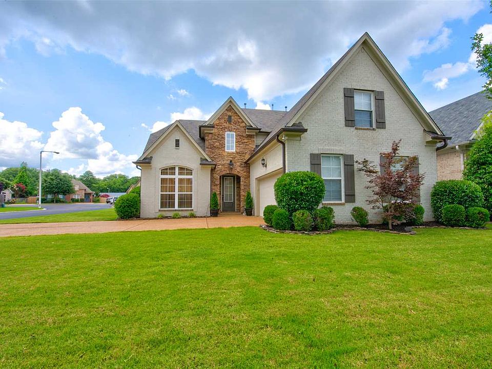 1st image of 5226 Newton Oak Cir S