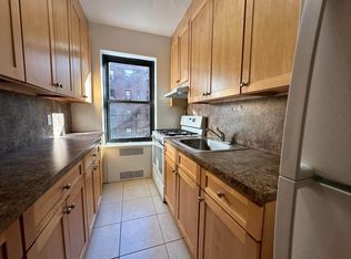 103-19 68th Rd #3-B, Forest Hills, NY 11375