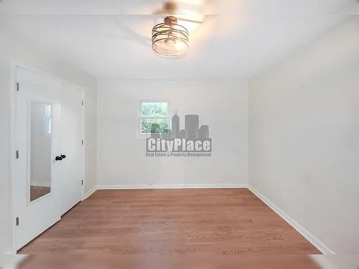 3202 Macarthur Ln — Photo 16