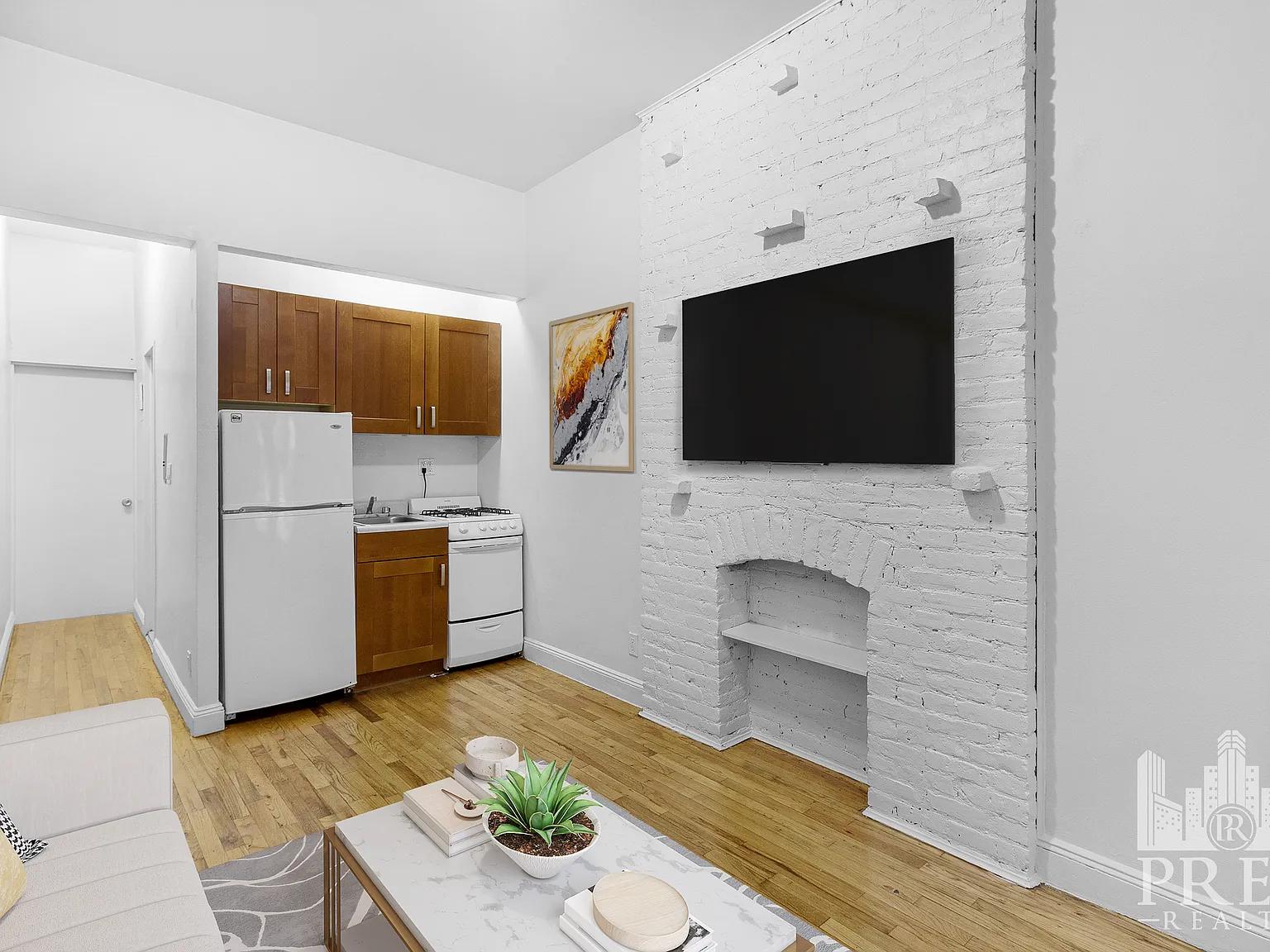 147 East 30th Street — Photo 2