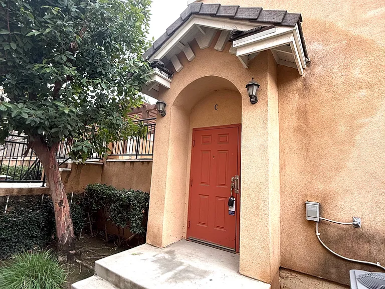 3317 Del Mar Ave #C — Photo 1
