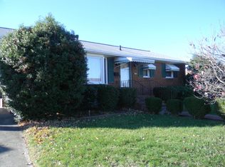 1412 Leon St NW, Roanoke, VA 24017