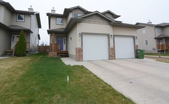 1st image of 8 Vold Close #1A-RED