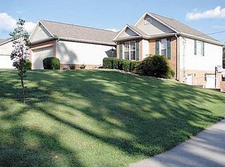 4700 Stapleton Rd, Morristown, TN 37813