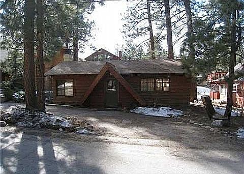1st image of 678 Eureka Dr