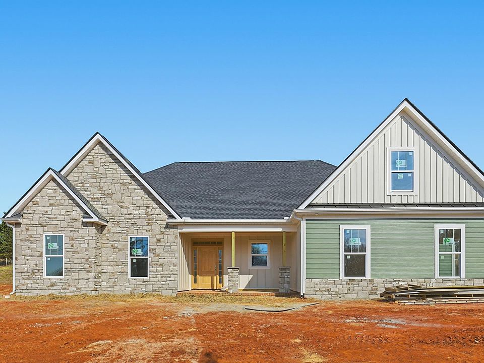 1st image of 736 Stewart Gin Rd