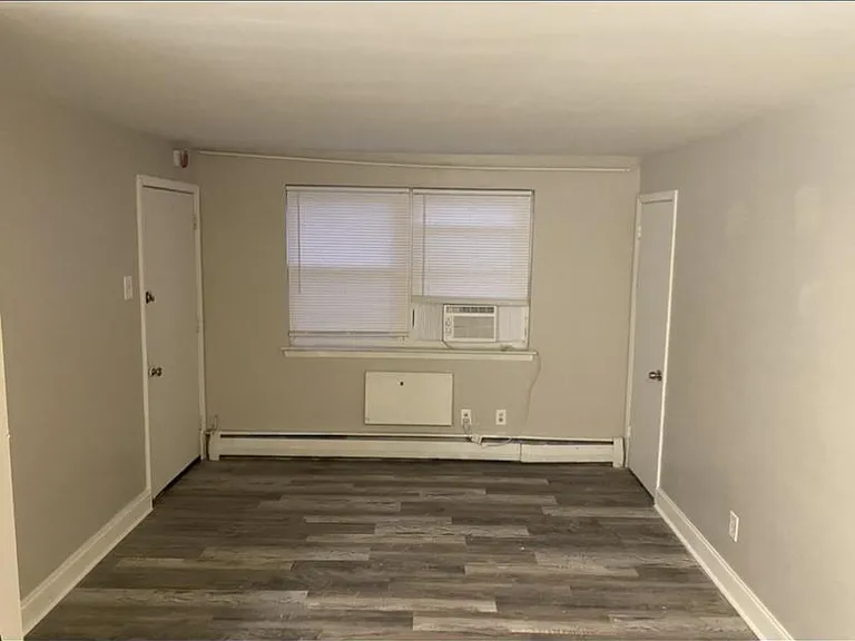 1721 Providence Ave — Photo 1