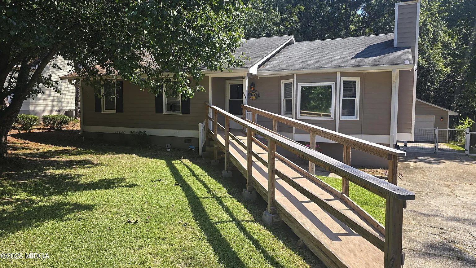 578 Loblolly Ln photo 1