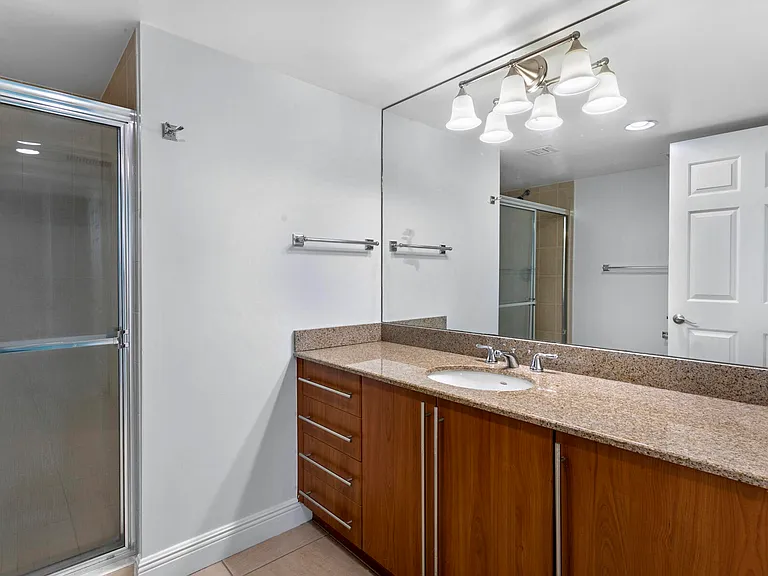 610 Clematis St #418 — Photo 9
