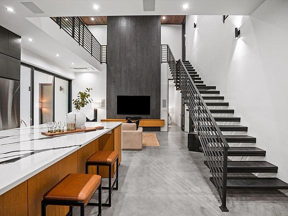 5th image of 4908 Birchleaf Dr