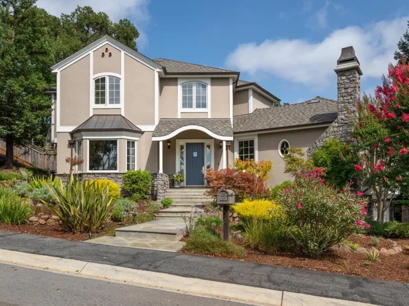 20 Knollcrest Rd, Hillsborough, CA 94010