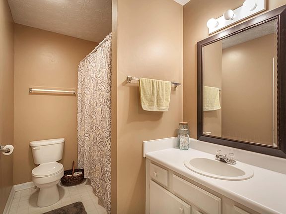 5th image of 118 Vicki Ln #118