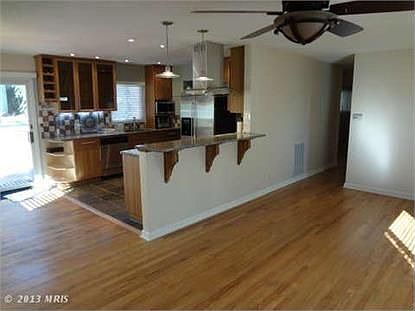 2nd image of 7126 Dale Ct