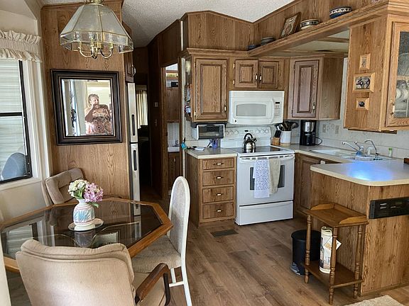 4th image of 6649 E 32nd St #343