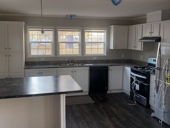 2nd image of 58 Loraine Dr
