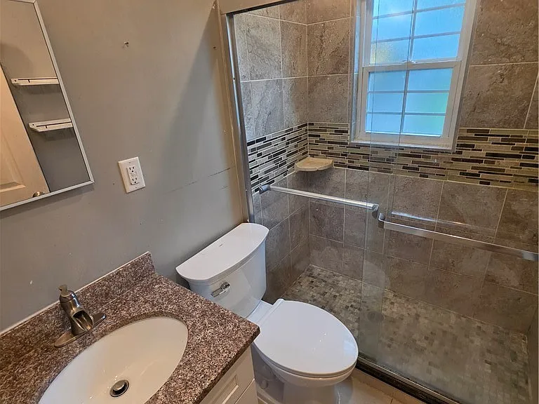 543 Water St — Photo 8