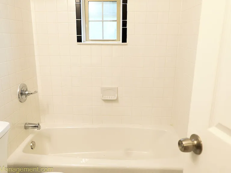 8712 Plymouth St — Photo 10
