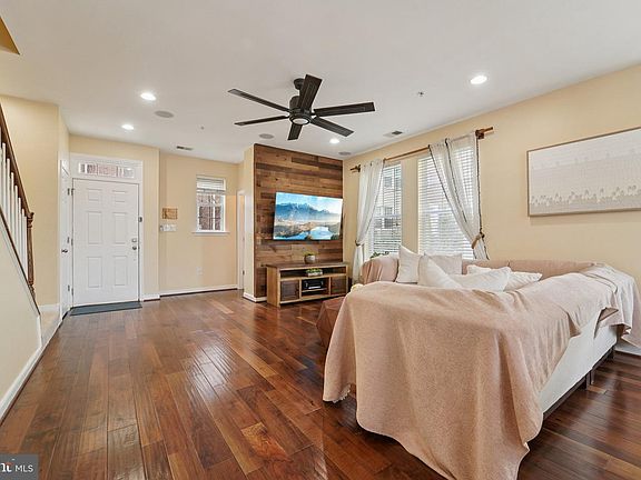 5th image of 7054 Joann Khan Dr