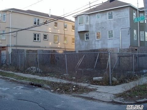 1st image of 1101 Plainview Ave